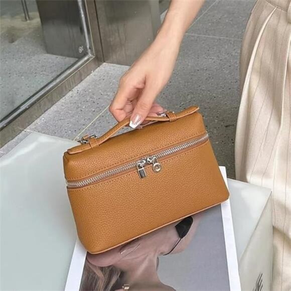 Crossbody Purse – Designer Vegan Leather Handbag with Adjustable Strap - Picture 4 of 7